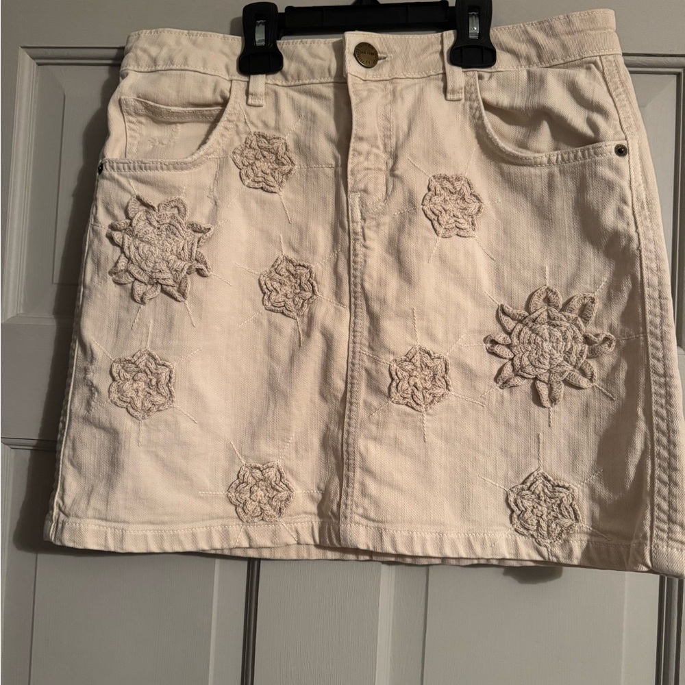Current/Elliott Cream embroidered Floral Mini Skirt